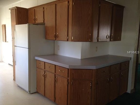 5th image of 744 Driftwood Ln