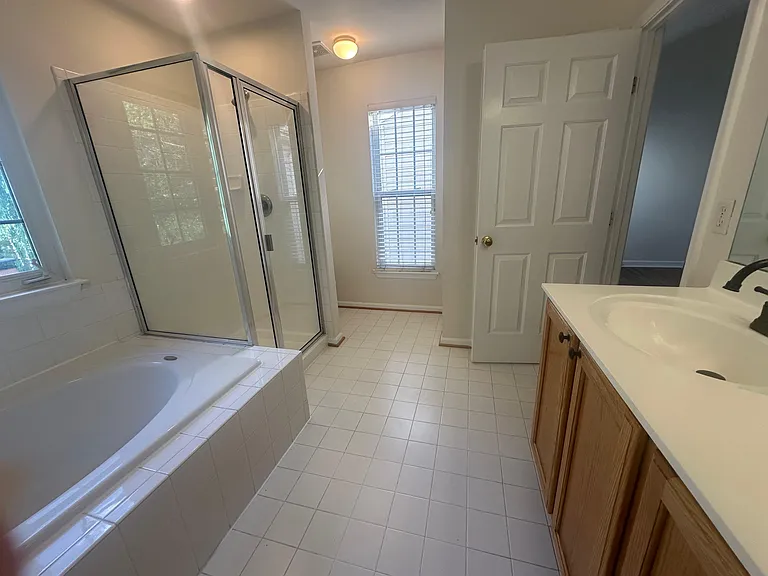 8477 Hallie Rose St — Photo 31