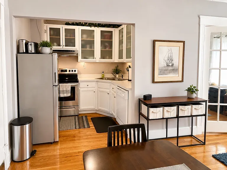 1607 Commonwealth Ave #6 — Photo 3