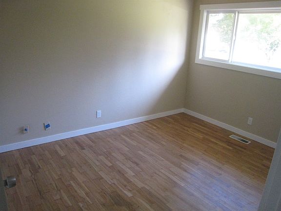 5th image of 1413 Gemini St SE