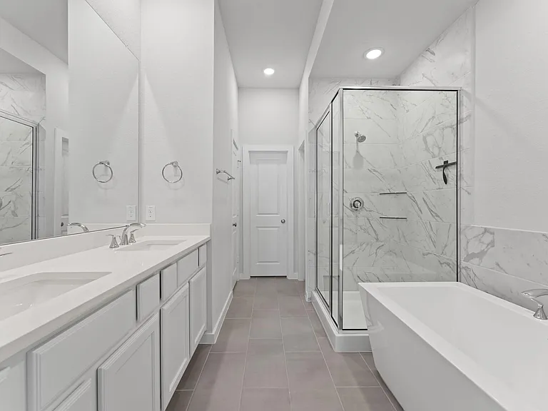 16514 Lake Austin St — Photo 21