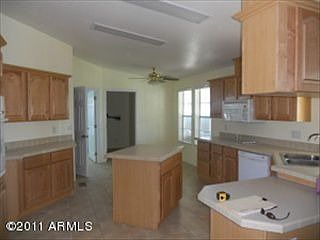 4th image of 339 E Michelle Dr