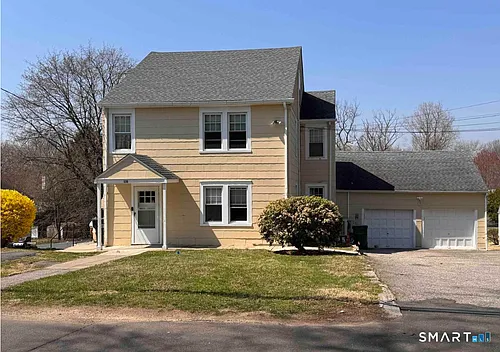 530 River Rd Photo 1