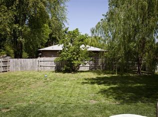 3305 W Seminole St, Springfield, MO 65807