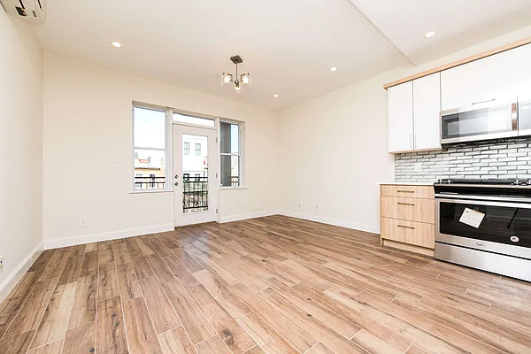 Rented by Remax Real Estate Professionals | media 31