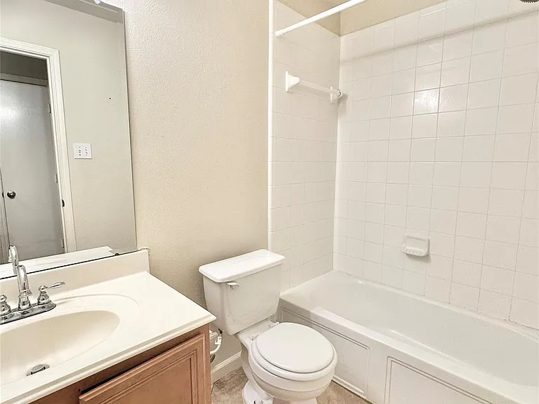 11023 Knobbley Oak Ct — Photo 14