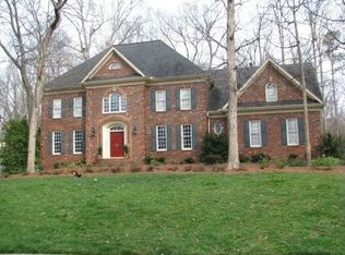 304 Bordeaux Ln, Cary, NC 27511