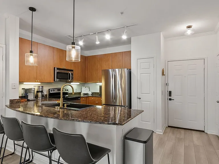 1901 5th Ave E #2105 — Photo 1