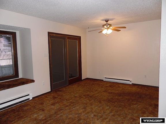 2nd image of 145 Roanoke Trl