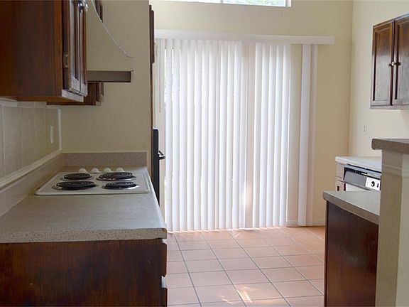 5th image of 18018 Wild Willow Ln
