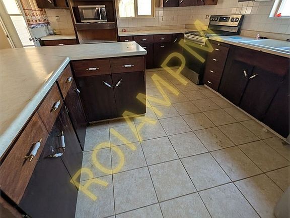 2nd image of 2525 Falls Ave E #1
