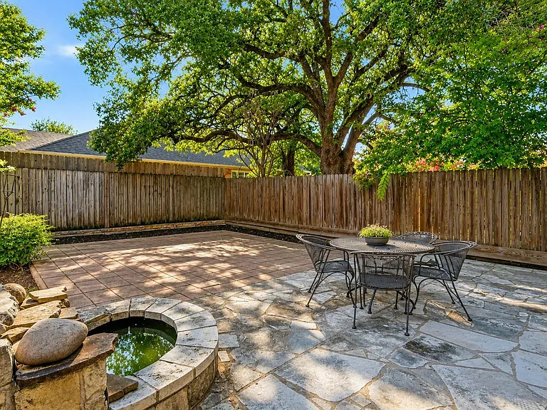 12416 Deer Falls Dr #B — Photo 26