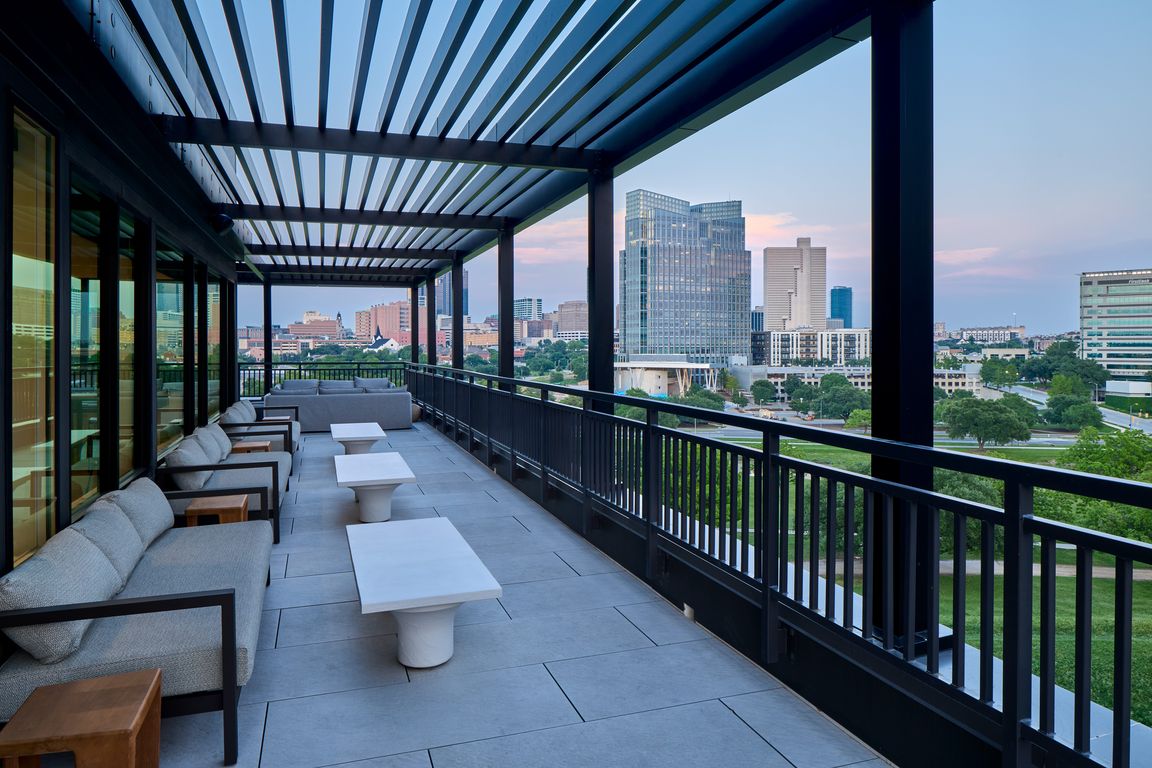 NEW South Building Skylounge with Sweeping Downtown Views
