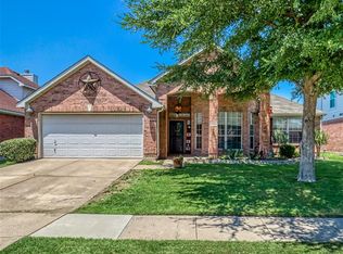2105 Kiowa Dr, Little Elm, TX 75068