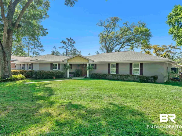 7231 Riverwood Dr W, Foley, AL 36535