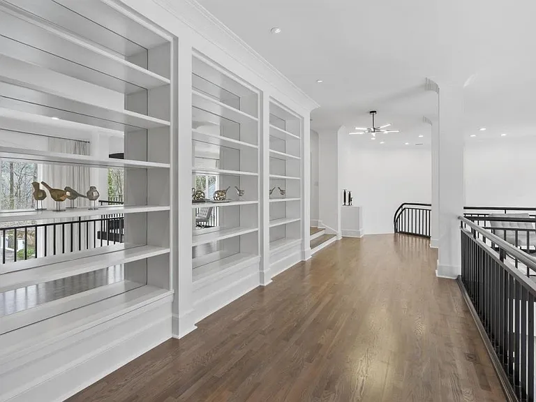 997 Davis Dr — Photo 58