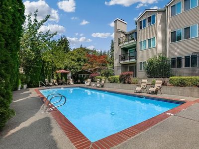 12020 100th Ave NE APT M302, Kirkland, WA, 98034