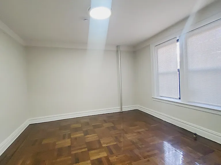 164 Sterling Ave #163 — Photo 3