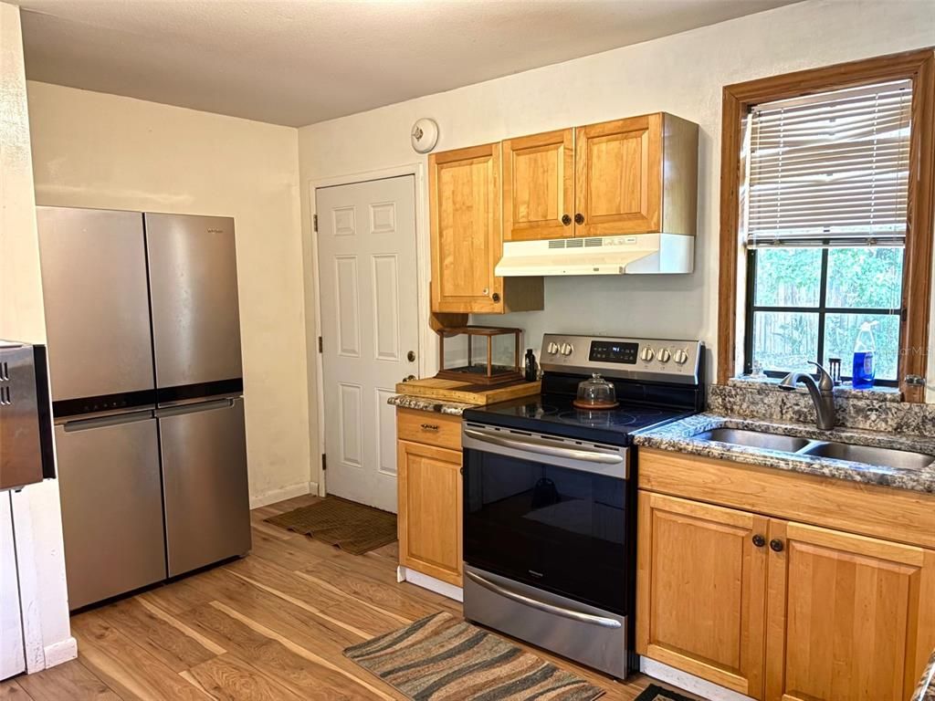 333 Riviera Dr, Crescent City, FL - More