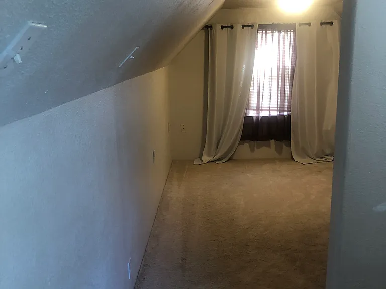 3928 Crest St — Photo 15