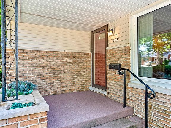 3rd image of 408 E Birchwood St