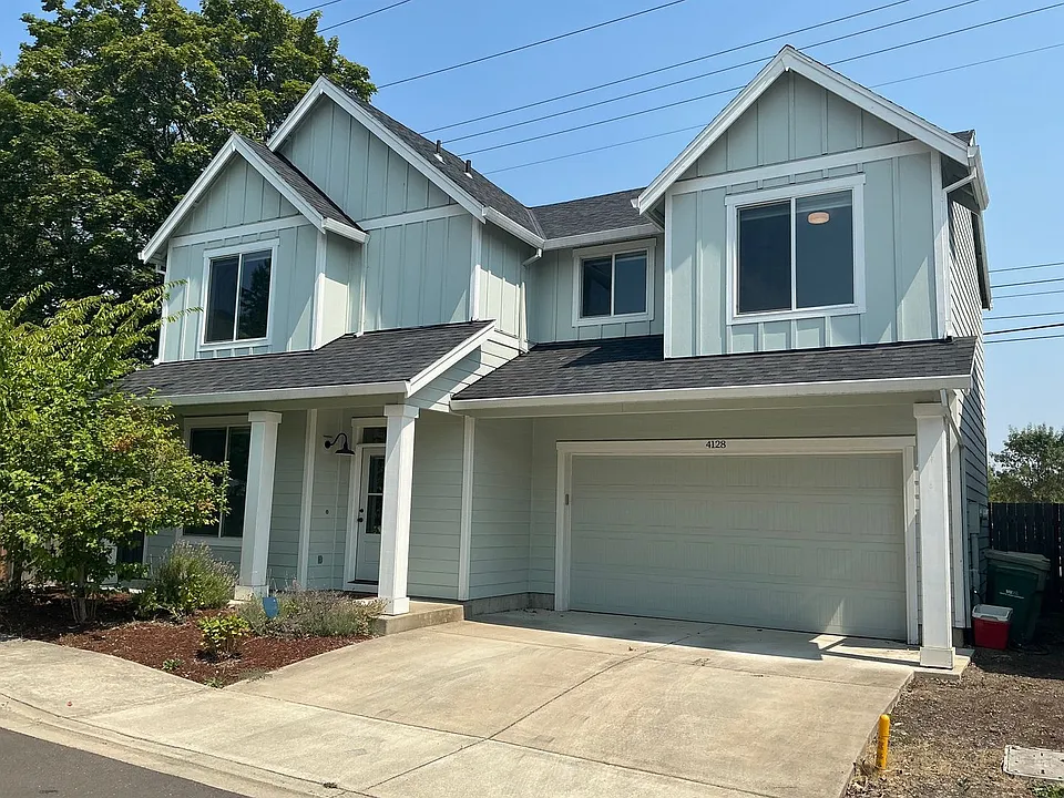 4128 SW Amelia Ter