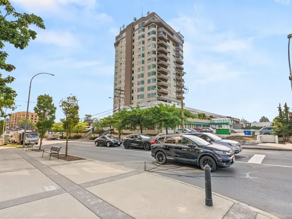 32440 Simon Ave #1003, Abbotsford, BC V2T 5R3