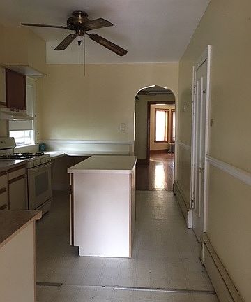 5th image of 5349 W Wellington Ave