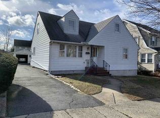 192 Lasalle Ave, Hasbrouck Heights, NJ 07604