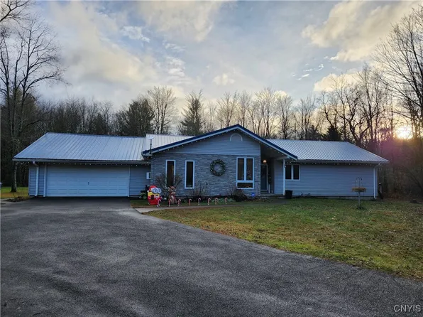 146 Hillsboro Rd, Camden, NY 13316