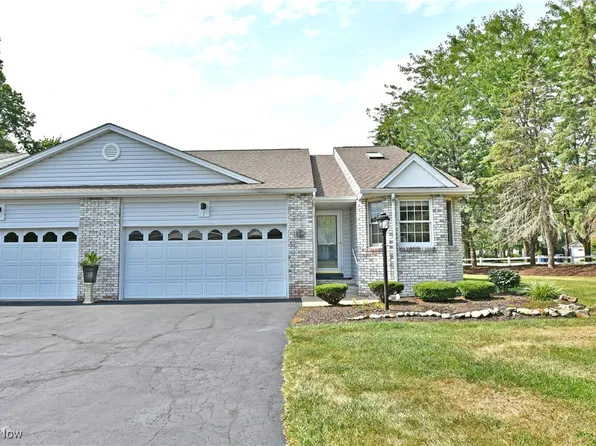 1 Harneds Lndg, Cortland, OH 44410