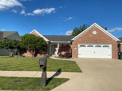 5 Ridgefield Ln, Charleston, IL, 61920