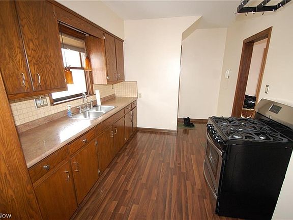 4th image of 146 N Richview Ave