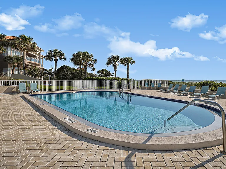2000 Gulf Blvd #3 — Photo 25