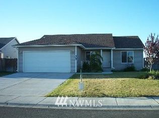 1354 E Yost Cir, Moses Lake, WA