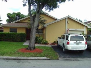 5227 SW 161st Pl, Miami, FL 33185