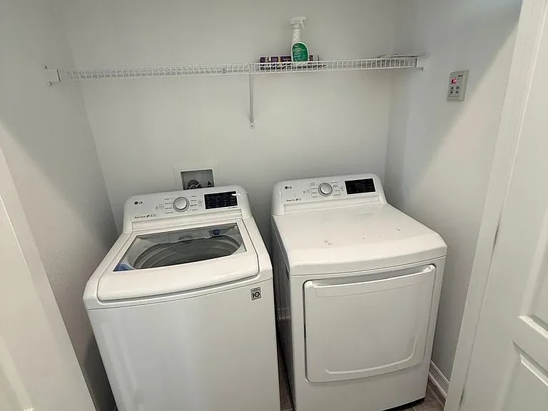 8258 Bayliss Ct — Photo 23