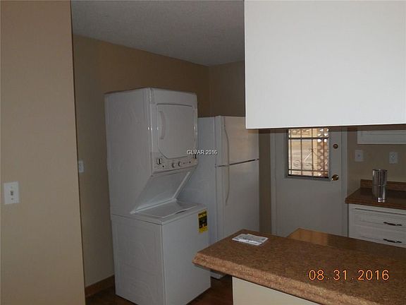5th image of 427 S Tonopah Dr #0