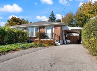 149 Septonne Ave, Newmarket, ON L3Y 2W4