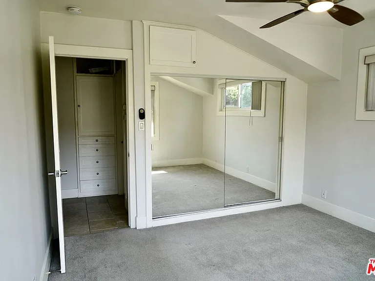4423 Cahuenga Blvd — Photo 5