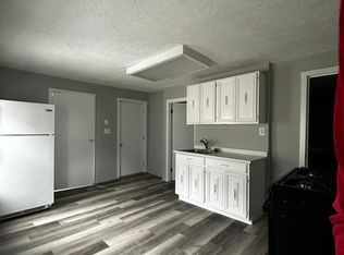 379 Manchester St #2, Manchester, NH 03103