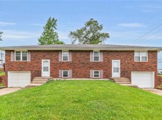1101 SW Westminister Rd, Blue Springs, MO 64014