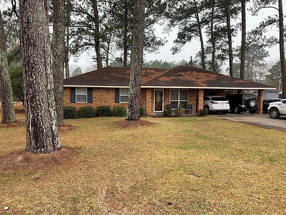 2nd image of 741 Brookwood Dr