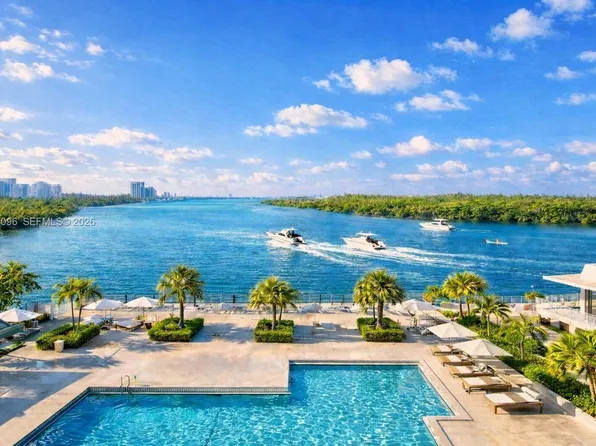 300 Bayview Dr APT 1107, Sunny Isles Beach, FL 33160