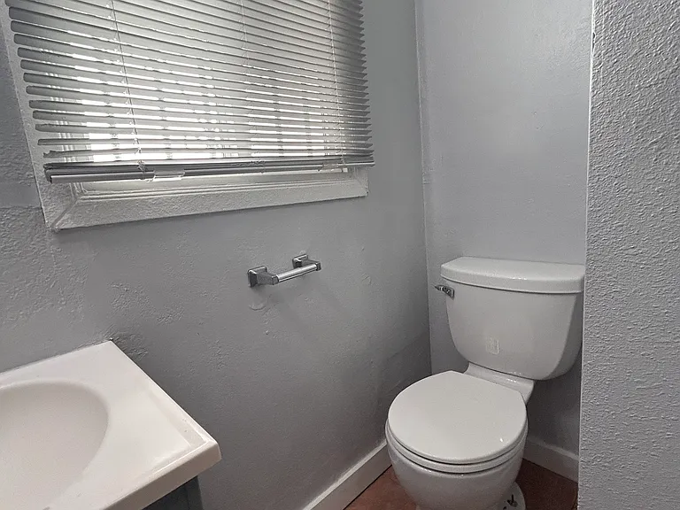 1434 W 145th St #A — Photo 22