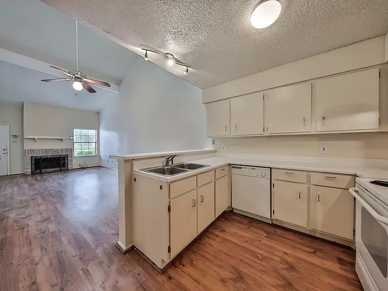 3149 Windchase Blvd #3149 — Photo 7