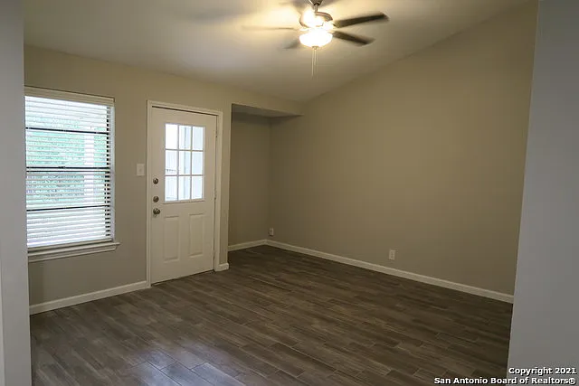 8720 Welles Hbr — Photo 4