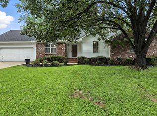 902 Foxwood Dr, Jacksonville, AR 72076