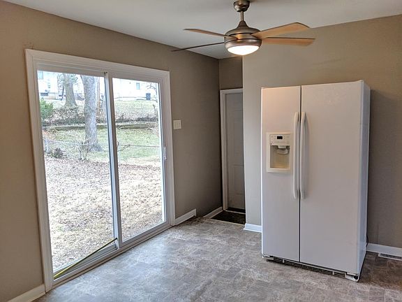 5th image of 1360 Acredale Dr