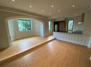 29 9th St #1E, Providence, RI 02906